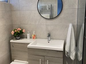 chalet-bathroom